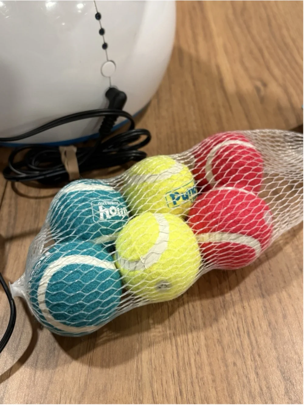 iFetch Automatic Dog Ball Launcher Machine Mini Tennis Balls Indoor Fetch Toy E1
